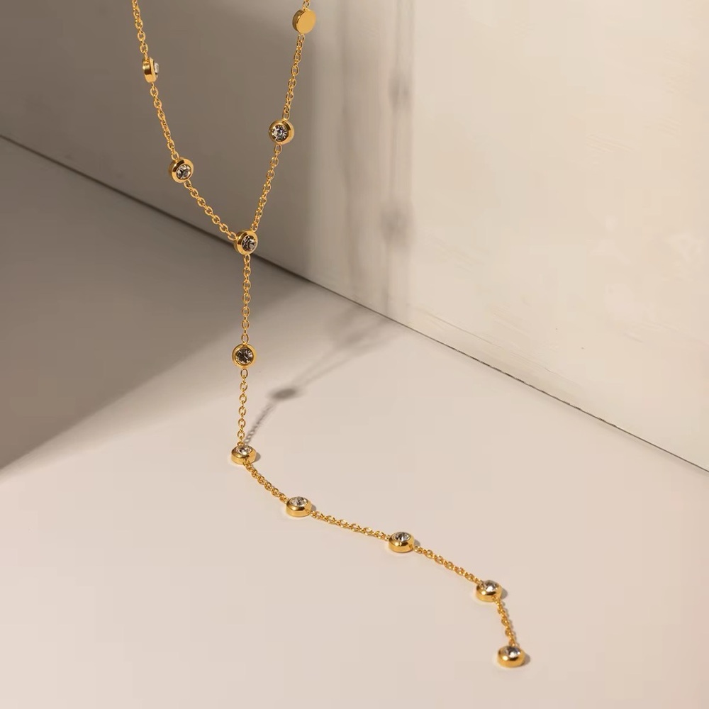 Elegant 18 K Gold  Plated Stainless Steel  zirconia Necklace - Picture 3 of 4
